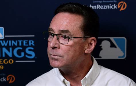 Bob Melvin is leaving the San Diego Padres to manage the San Francisco Giants: AP sources